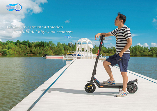 Young couple having a picnic by the ocean with their Jason's Scooters scooters